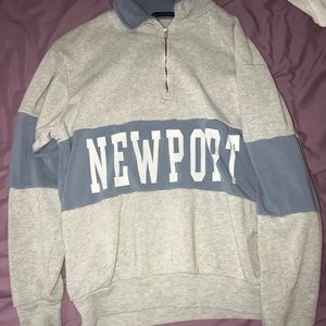 Brandy Melville Newport Isabella Sweatshirt